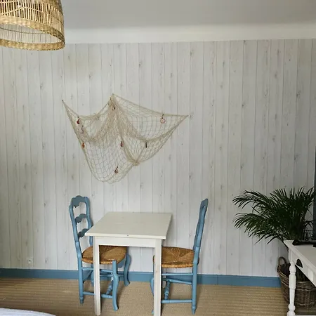 فندق مبيت وإفطار D'hotes Le Montagne *