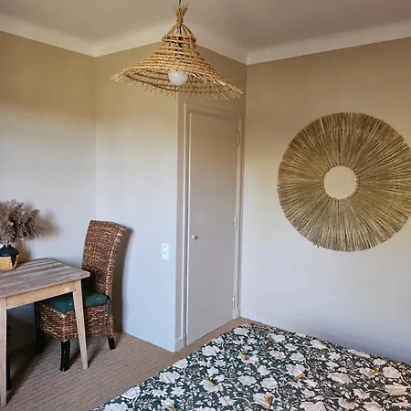 فندق مبيت وإفطار D'hotes Le Montagne *