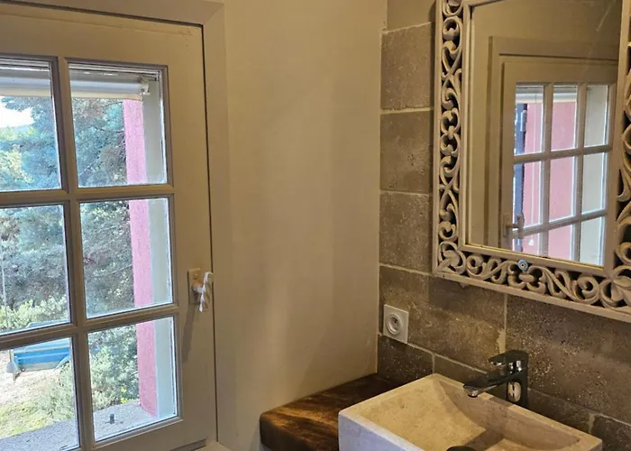 D'hotes Le Montagne Bed & Breakfast Villeneuve-les-Avignon